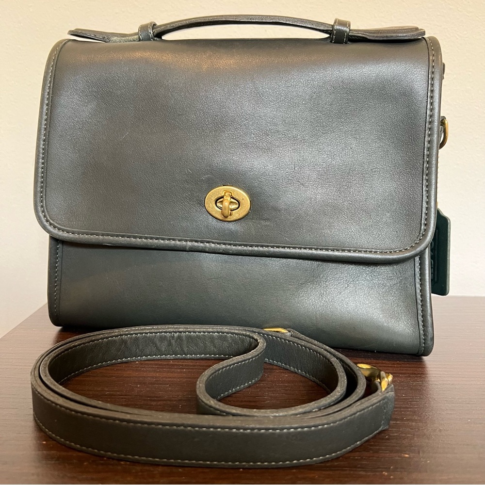 Vintage coach 9870 court bag forest green made in USA